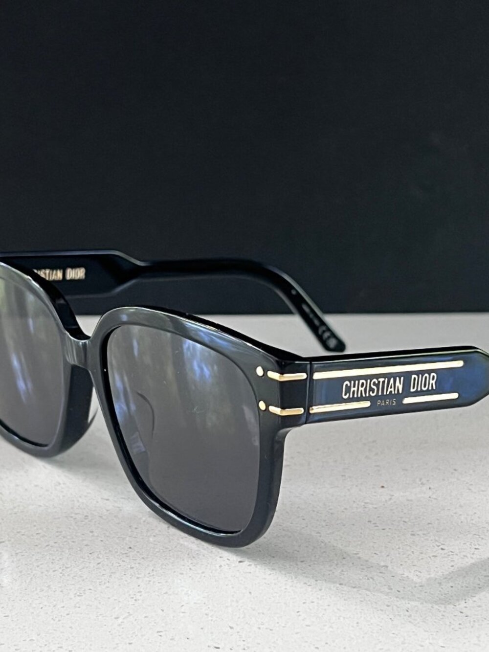 DIOR DiorSignature S7F black Sunglasses - Picture 9 of 10